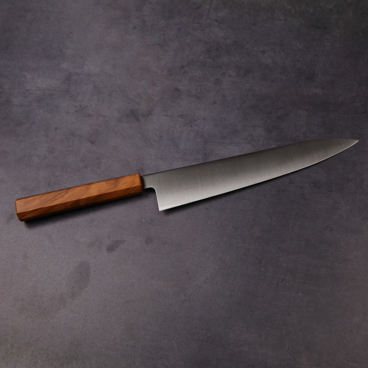堺の牛刀包丁 スウェーデン鋼 オリーブ八角 240mm