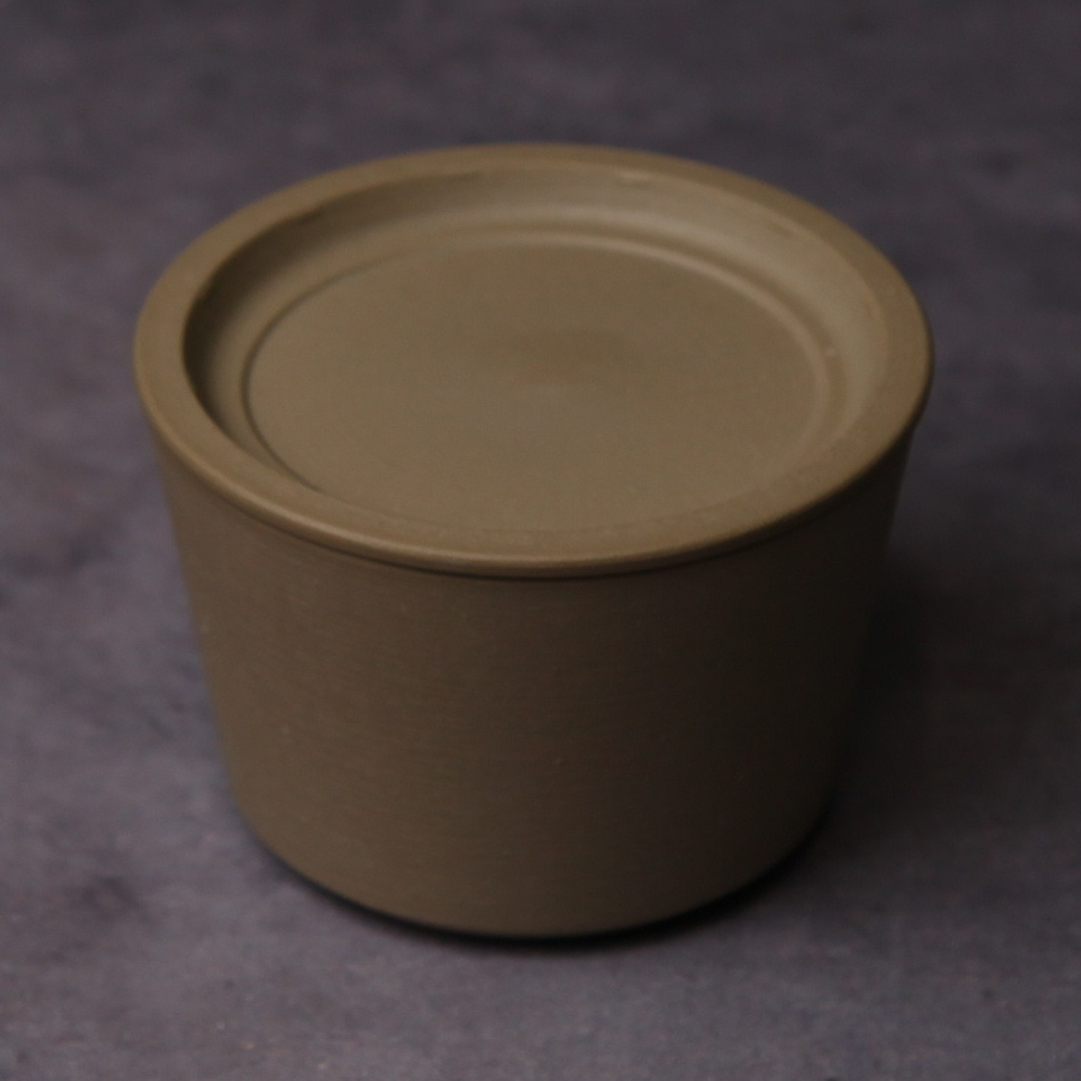 富山の食卓に出せる保存容器  茶大色 大
