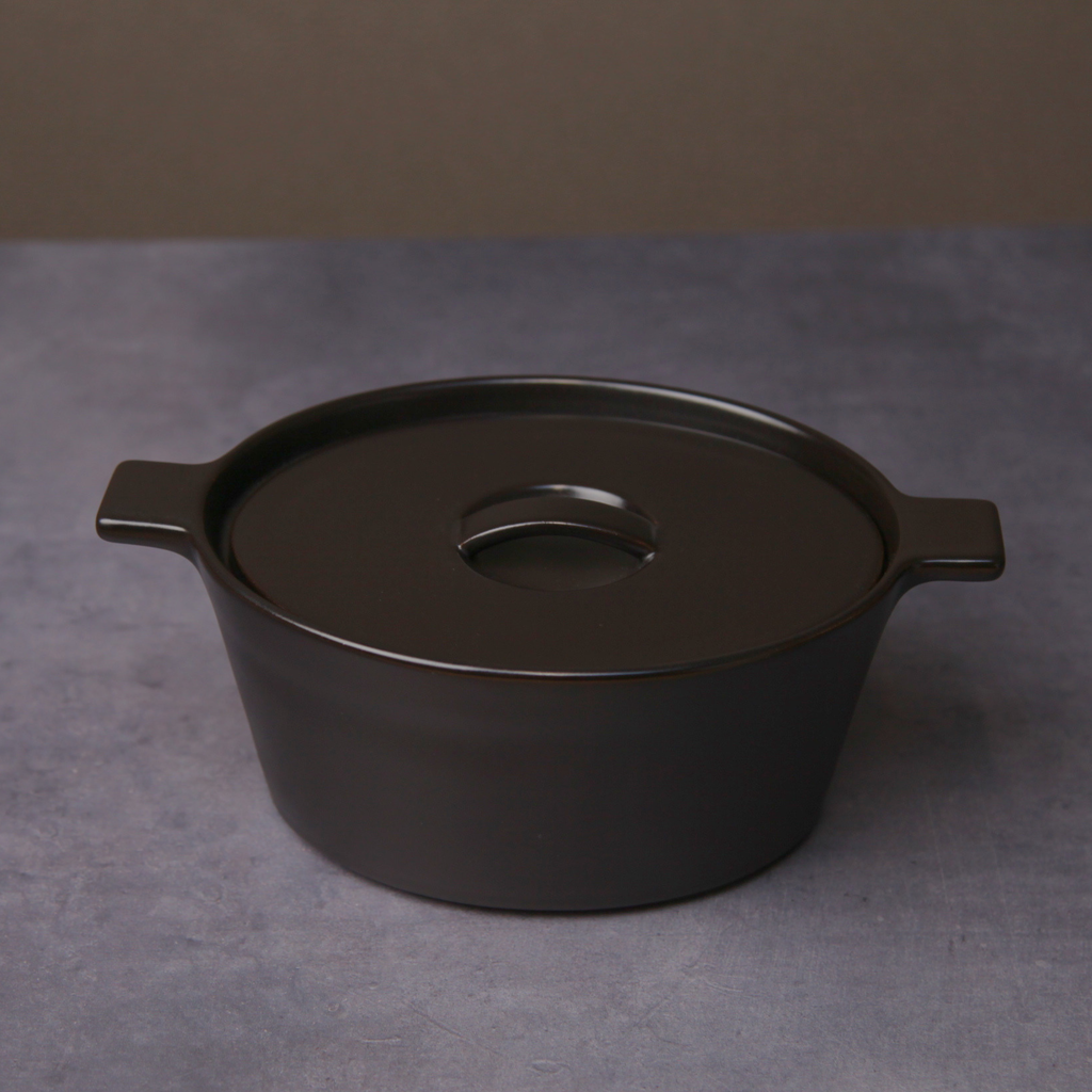 Banko Ware Oval Casserole, Black