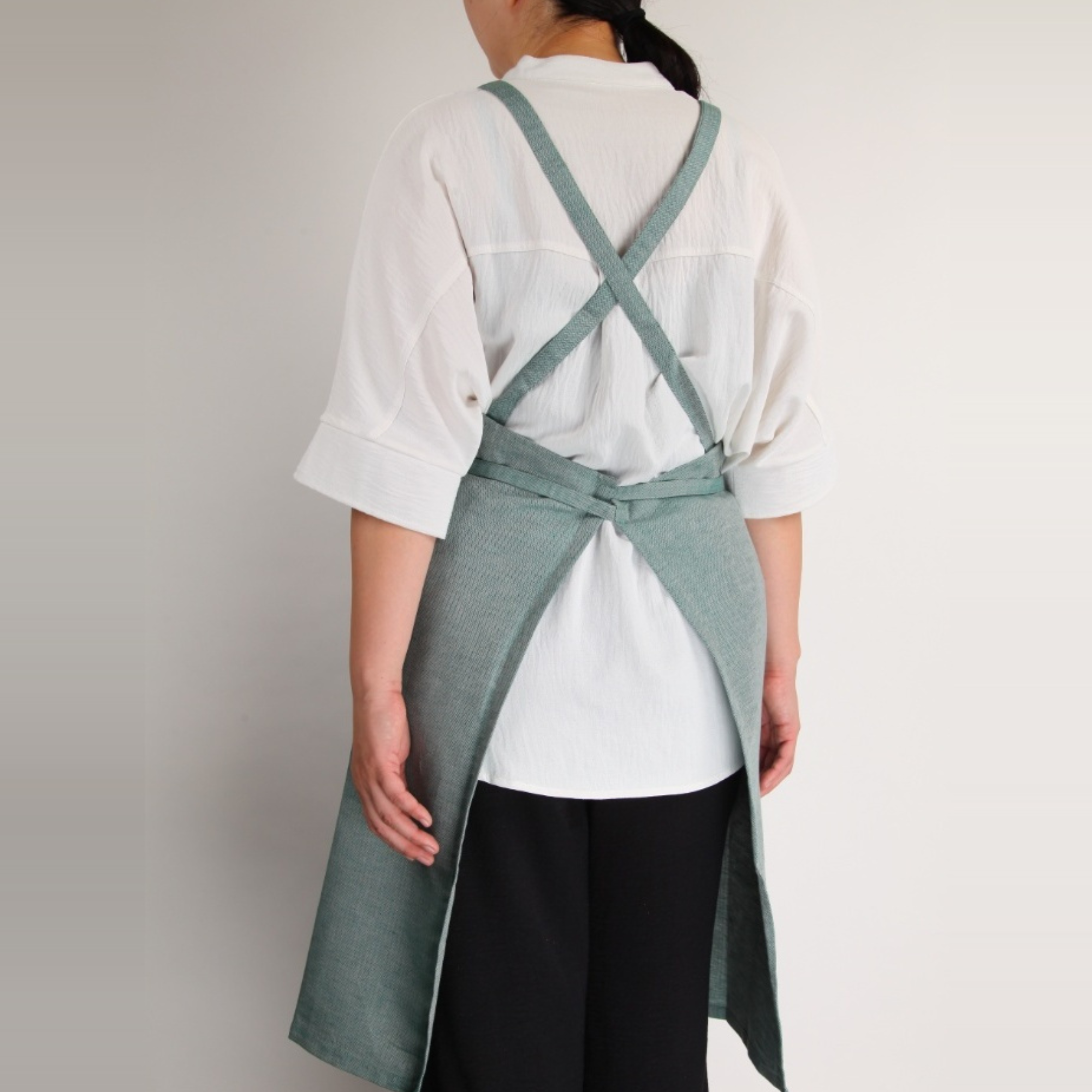 綿麻ヘリンボーン エプロン グリーン