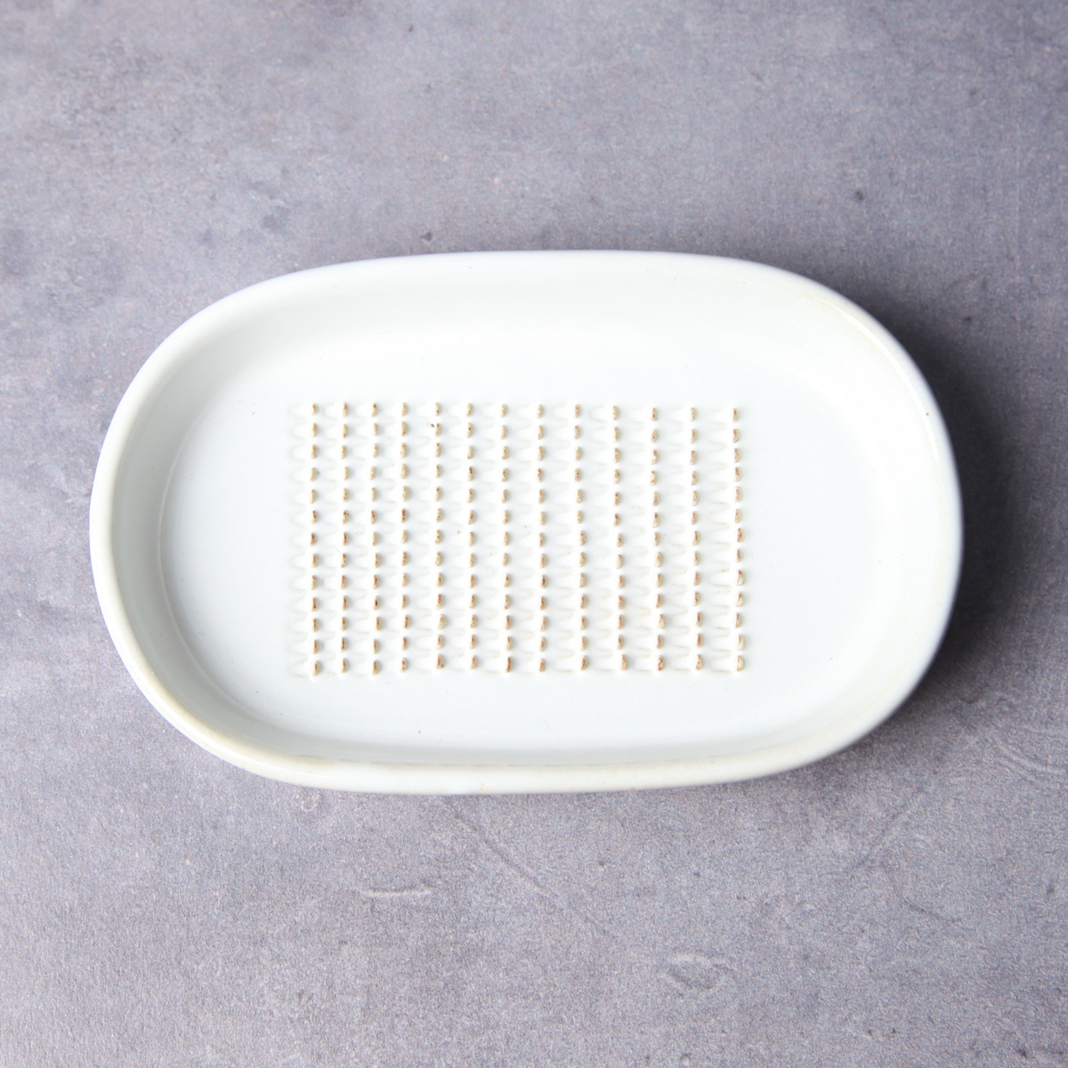 萬古焼のしょうがおろし器 白