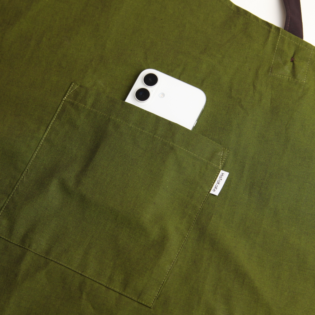 organic cottonエプロン ダークピスタチオ