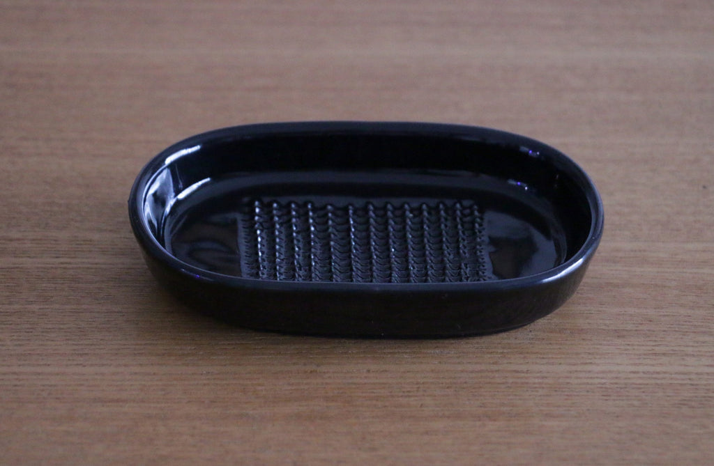 かもしか道具店 しょうがのおろし器 黒
