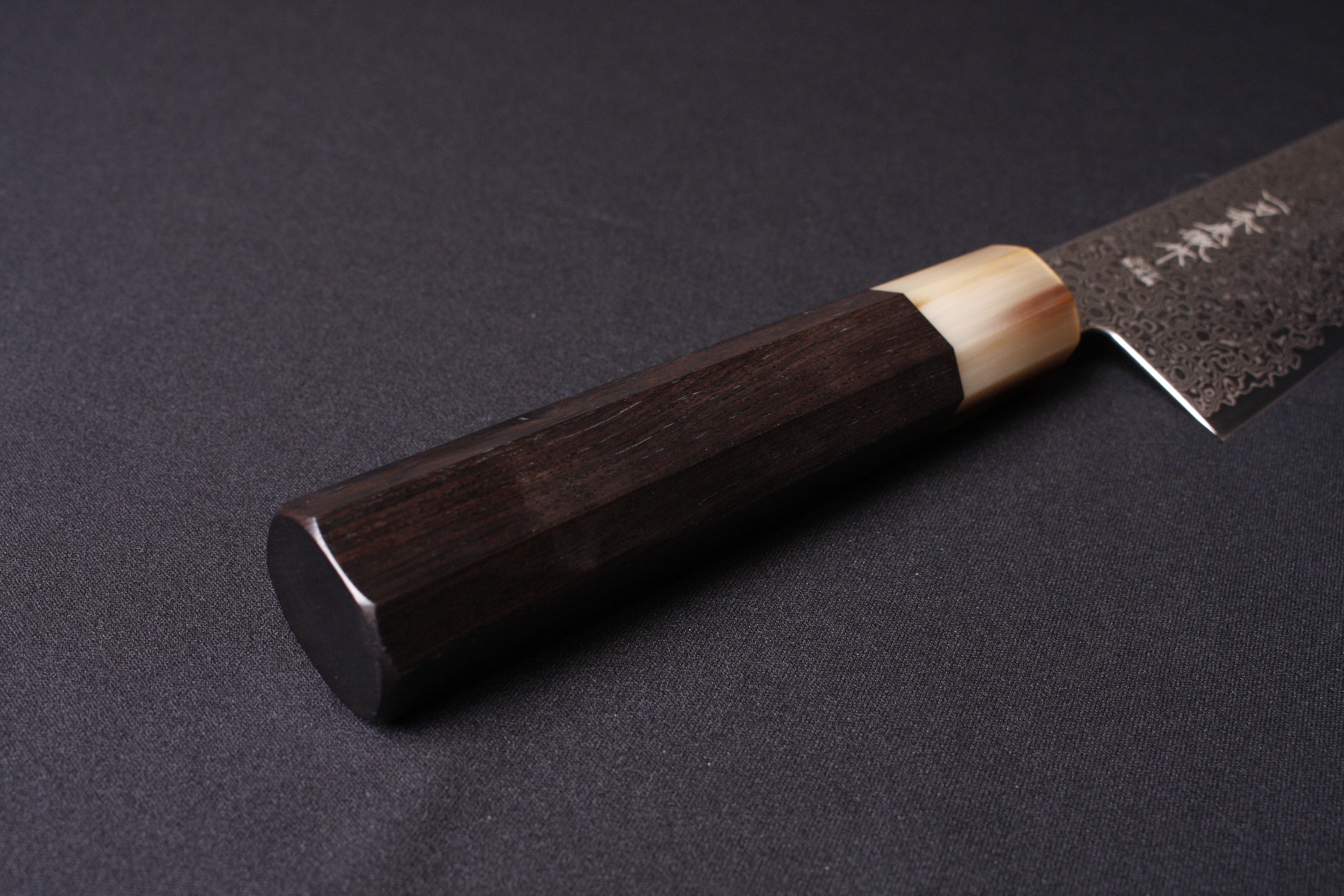 粉末ハイスSG2 切付牛刀包丁 黒檀八角 白水牛口輪 210mm